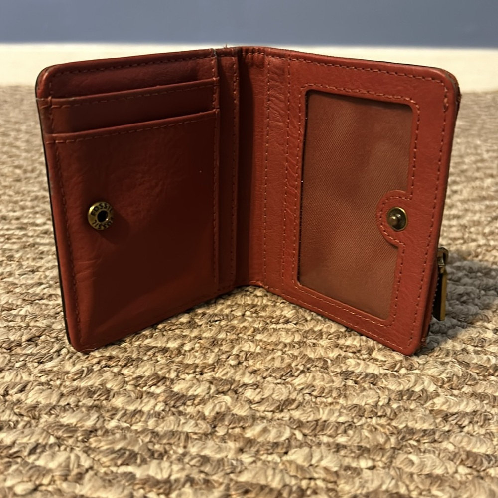 Fossil Wallet - Picture 2 of 4